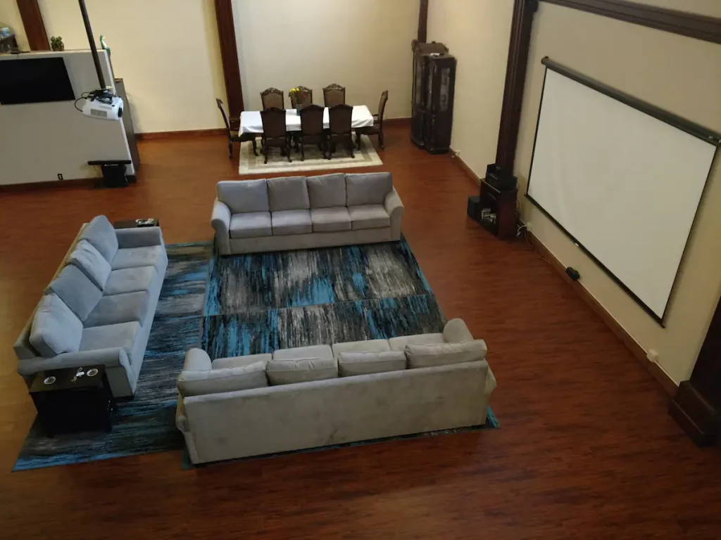 The Loft – livingroom