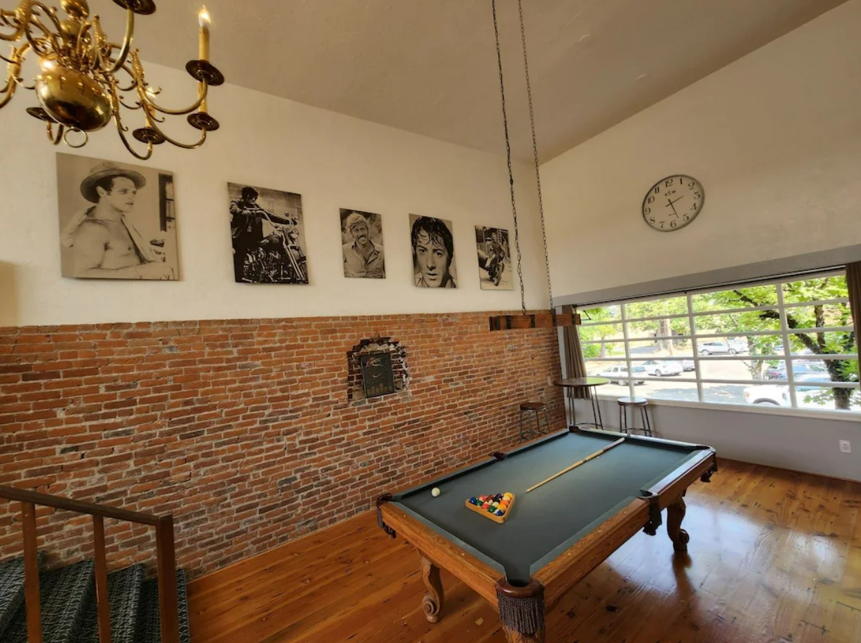 124 Ferry St SW – Pool Ballroom 2 – 11-22-2022