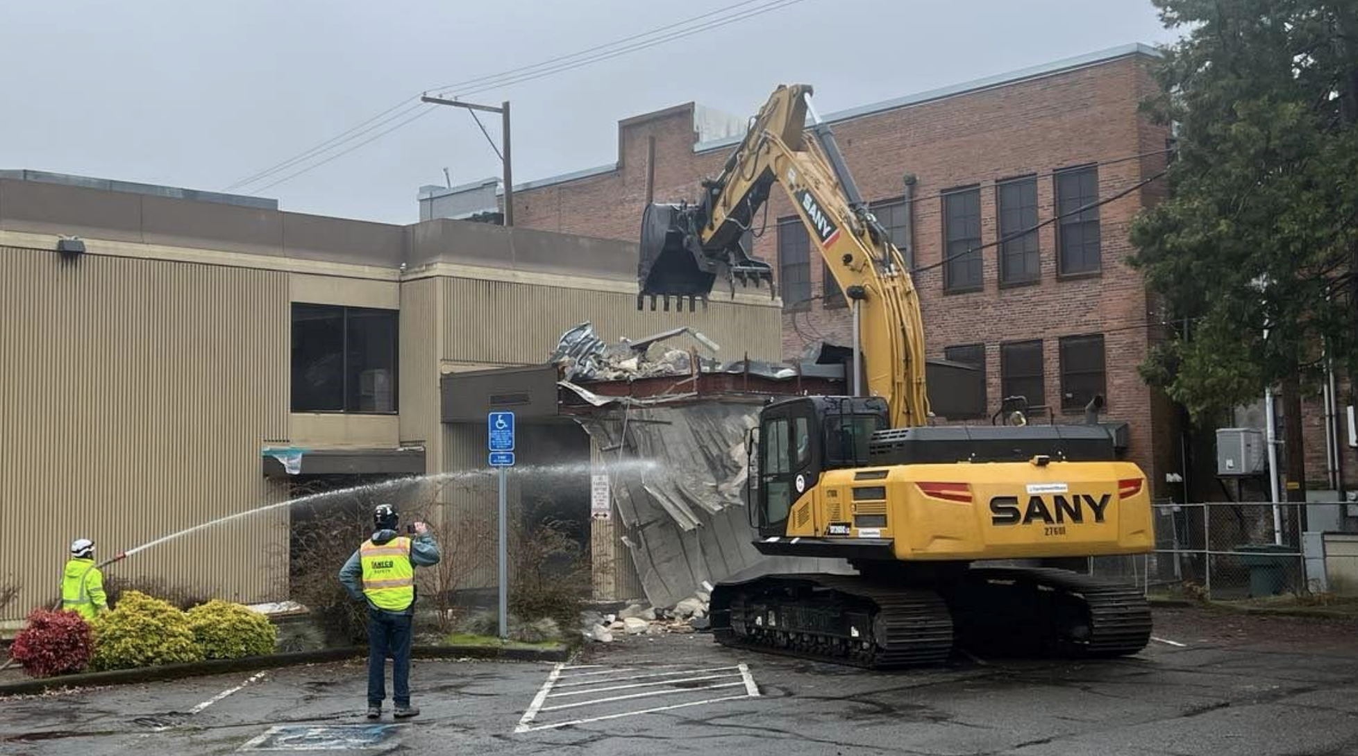 Goodbye to the Wells Fargo Bank Building