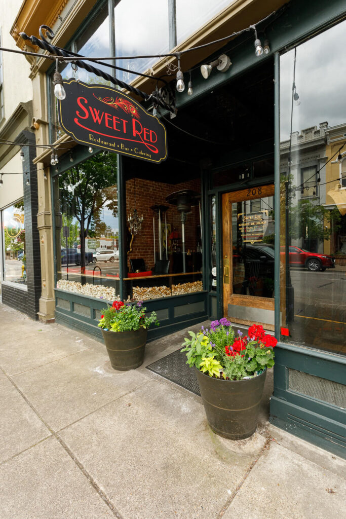 ADA_Sweet_Red_Bistro4