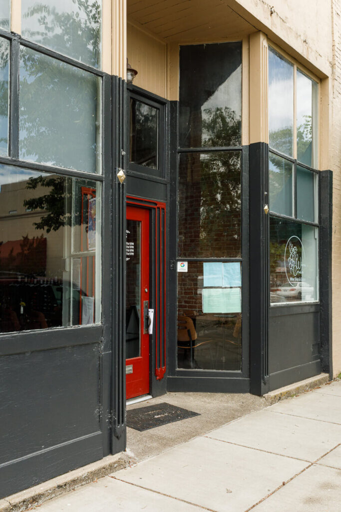 ADA_Wine_Crush_Bar_Restaurant4