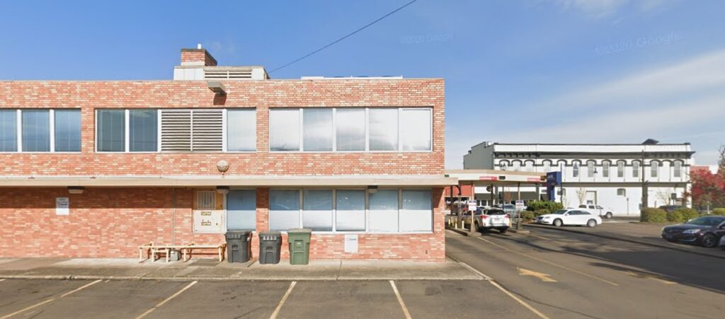 Capital Building – tenant back and parking